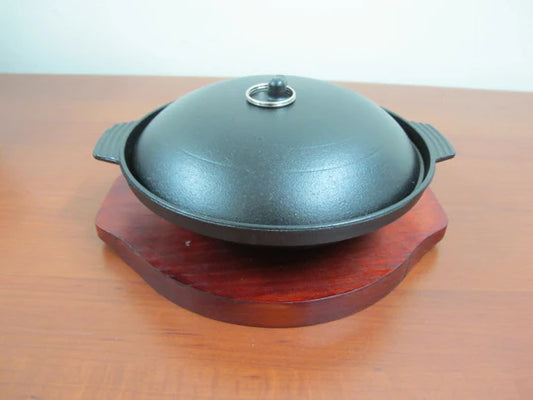 Round Sizzling with Lid and wooden base 21x24 cm