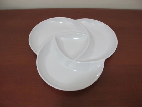 Triangular Shape divided tray 40 cm